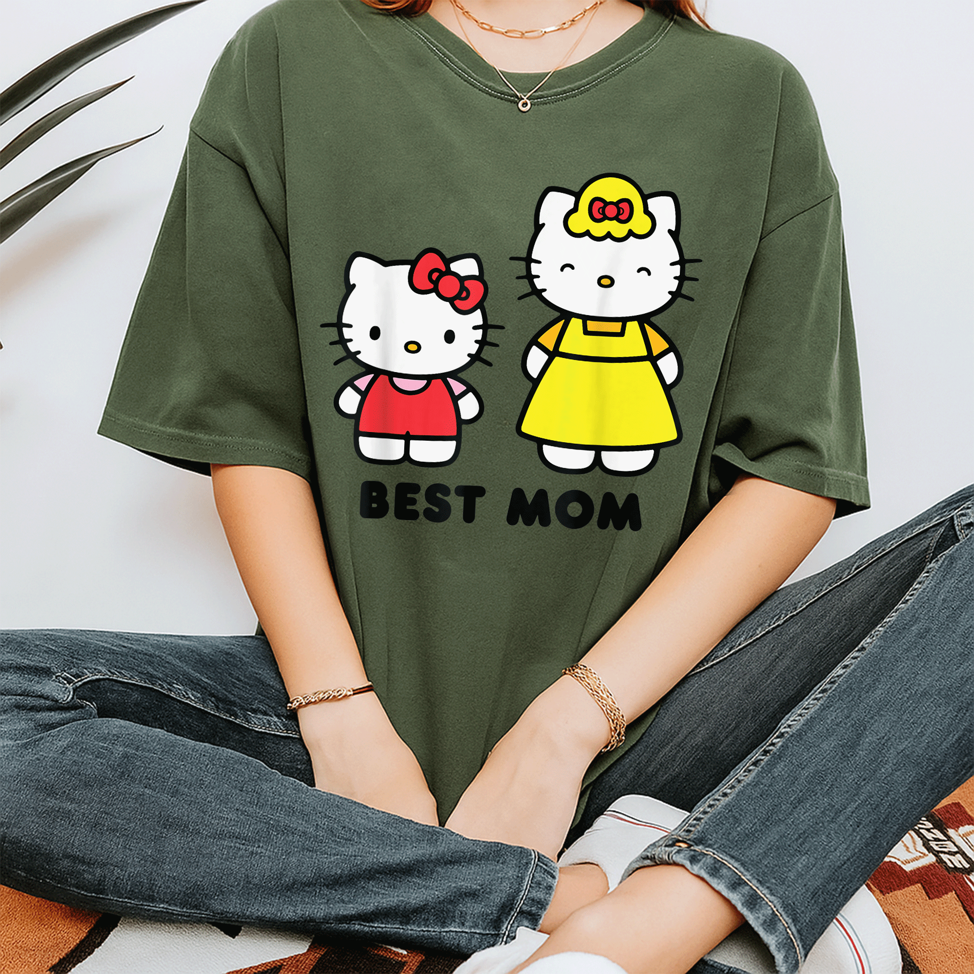 Hello Kitty Best Mom Mother's Day T-Shirt Cute Graphic Tee for Moms with Adorable Hello Kitty Design and Heartwarming Message - 7