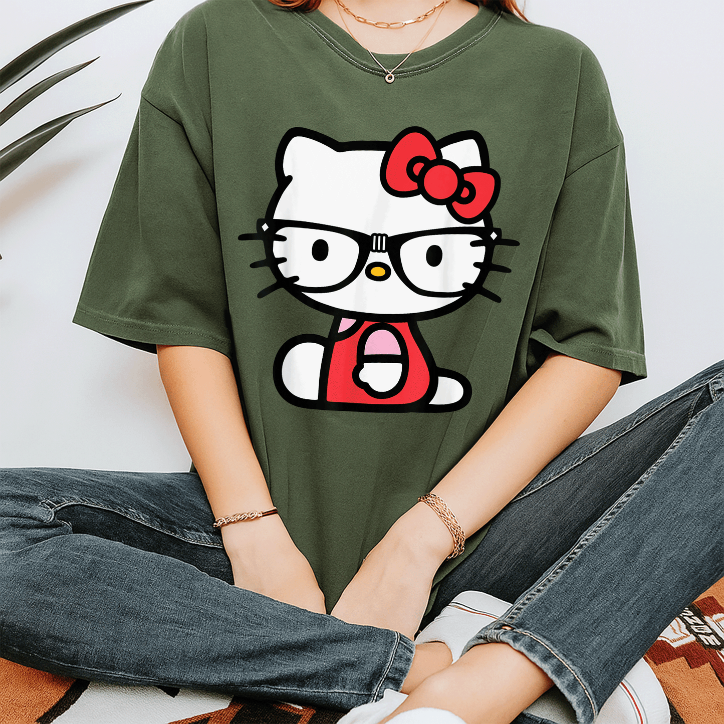 Cute Hello Kitty Nerd Glasses T-Shirt for Stylish Fans - Adorable Graphic Tee Perfect for Everyday Wear and Gift Ideas - 7
