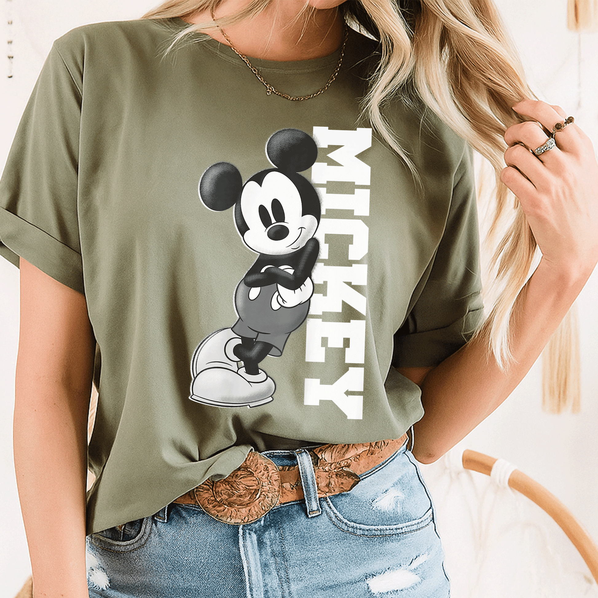 Disney Mickey And Friends Mickey Mouse Lean T-Shirt - Fun and Stylish Graphic Tee Featuring Iconic Mickey Mouse Design - 8