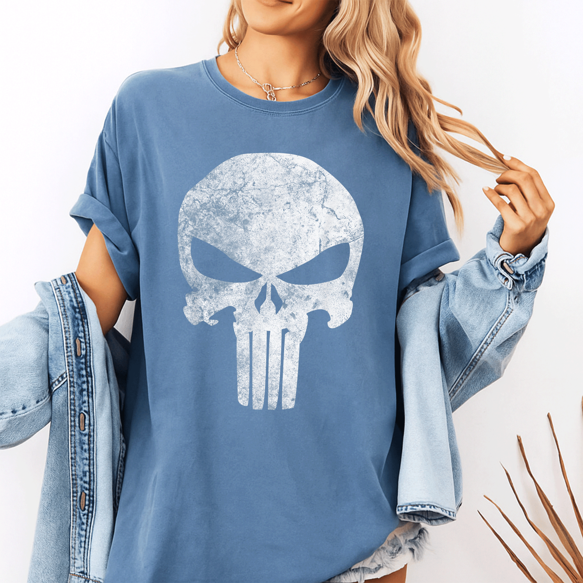 Stylish Marvel Punisher Skull Symbol Distressed Graphic T-Shirt for Fans - Perfect Gift for Comic Book Lovers and Casual Wear - 10