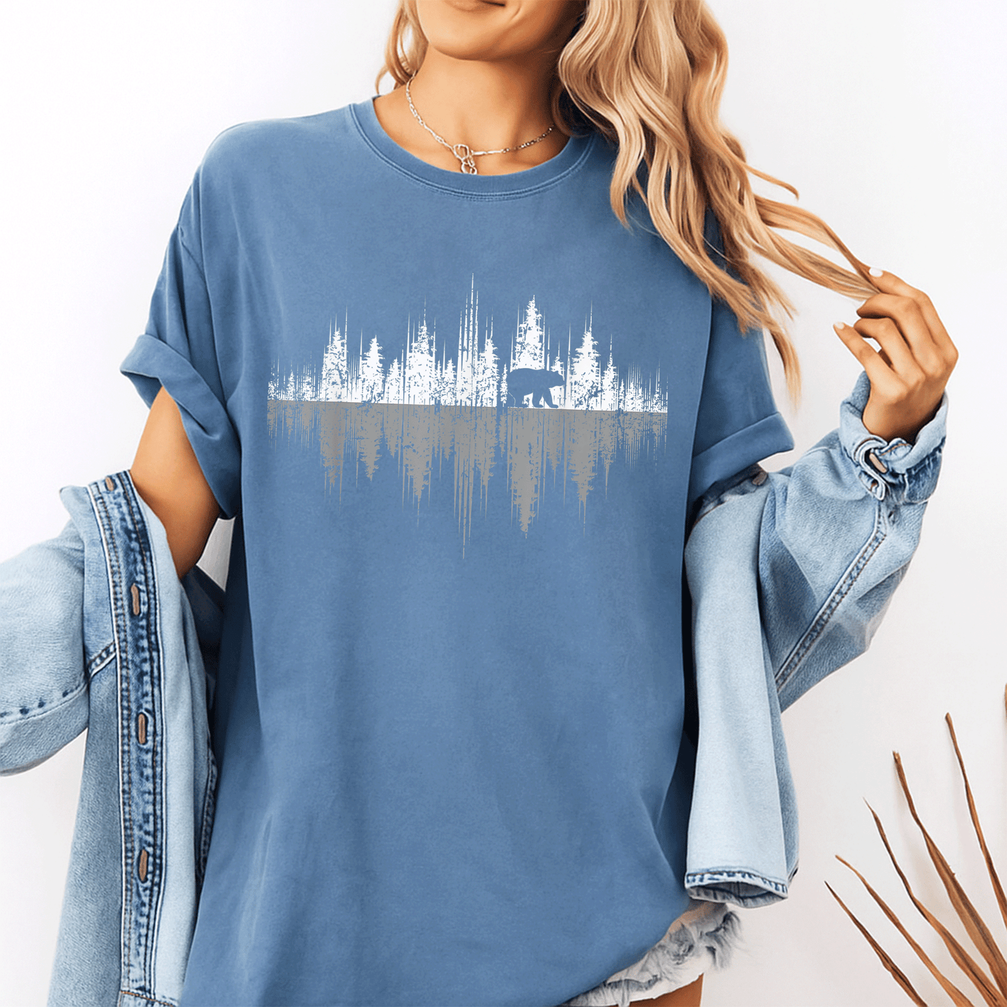 Nature-Inspired Bear Reflection T-Shirt for Wildlife Lovers - Outdoor Forest Scene Graphic Tee for Nature Enthusiasts - 10