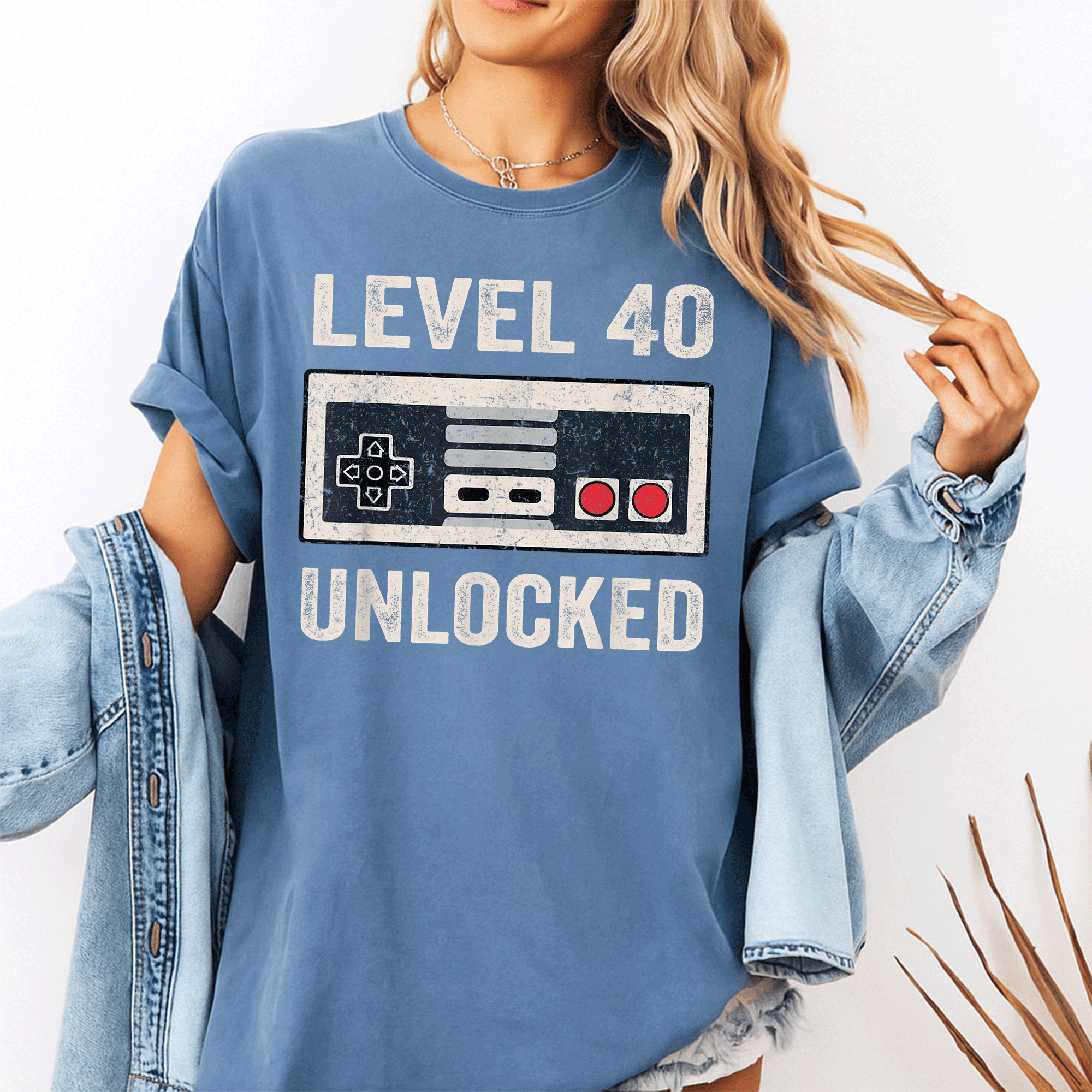 Fun Level 40 Unlocked Shirt for Video Gamers - Perfect 40th Birthday Gift T-Shirt for Gaming Enthusiasts - 10