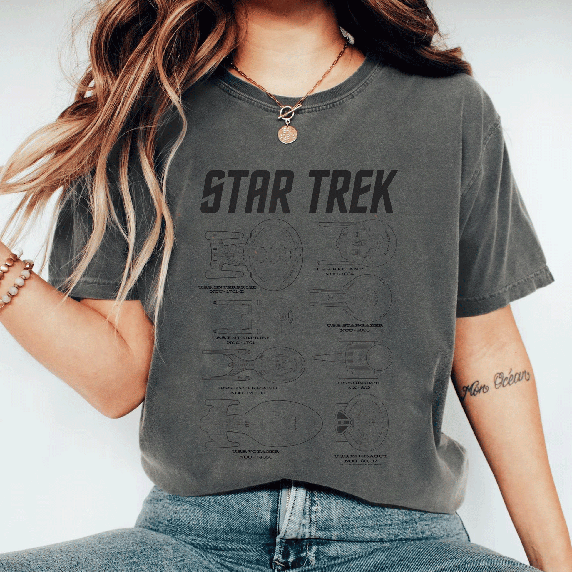 Stylish Star Trek Next Generation Ships Graphic T-Shirt for Fans - Perfect for Sci-Fi Lovers and Trekkies - 11