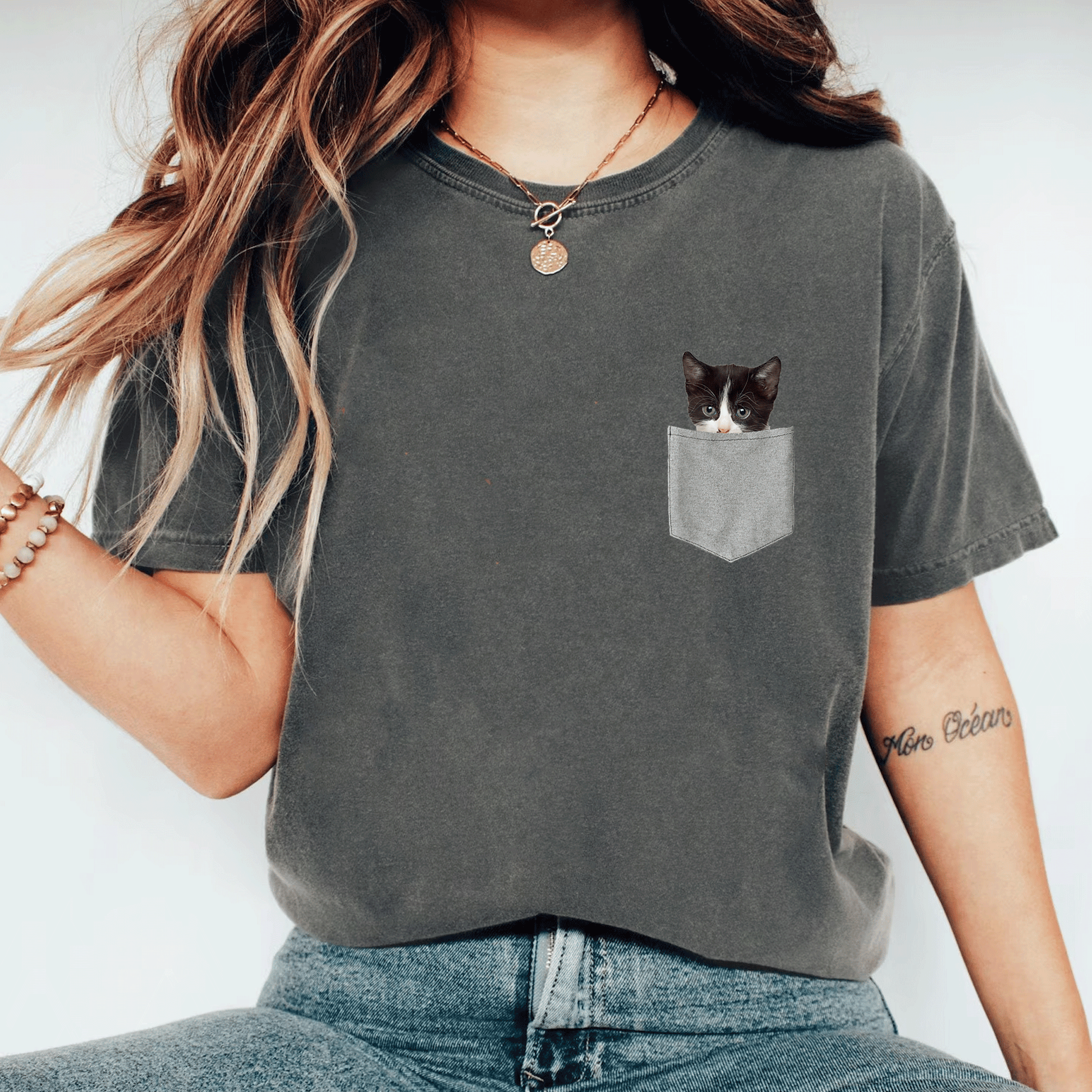 Adorable Cute Cat Peeking from Pocket T-Shirt for Cat Lovers - Fun and Comfy Tee for Cat Enthusiasts - 11