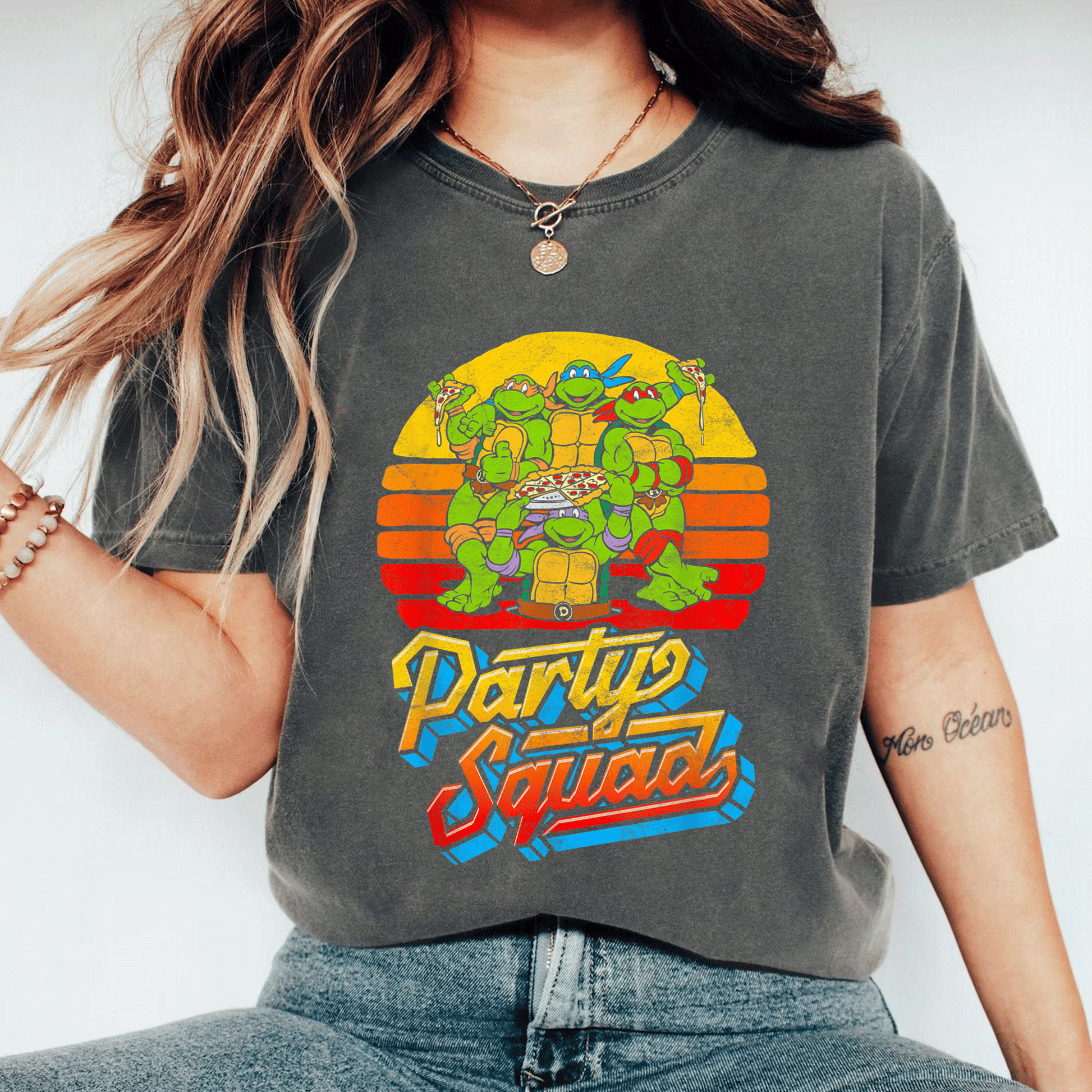 Mademark x Teenage Mutant Ninja Turtles Vintage 80s Pizza Friends Distressed T-Shirt for Fun Retro Party Vibes - 11