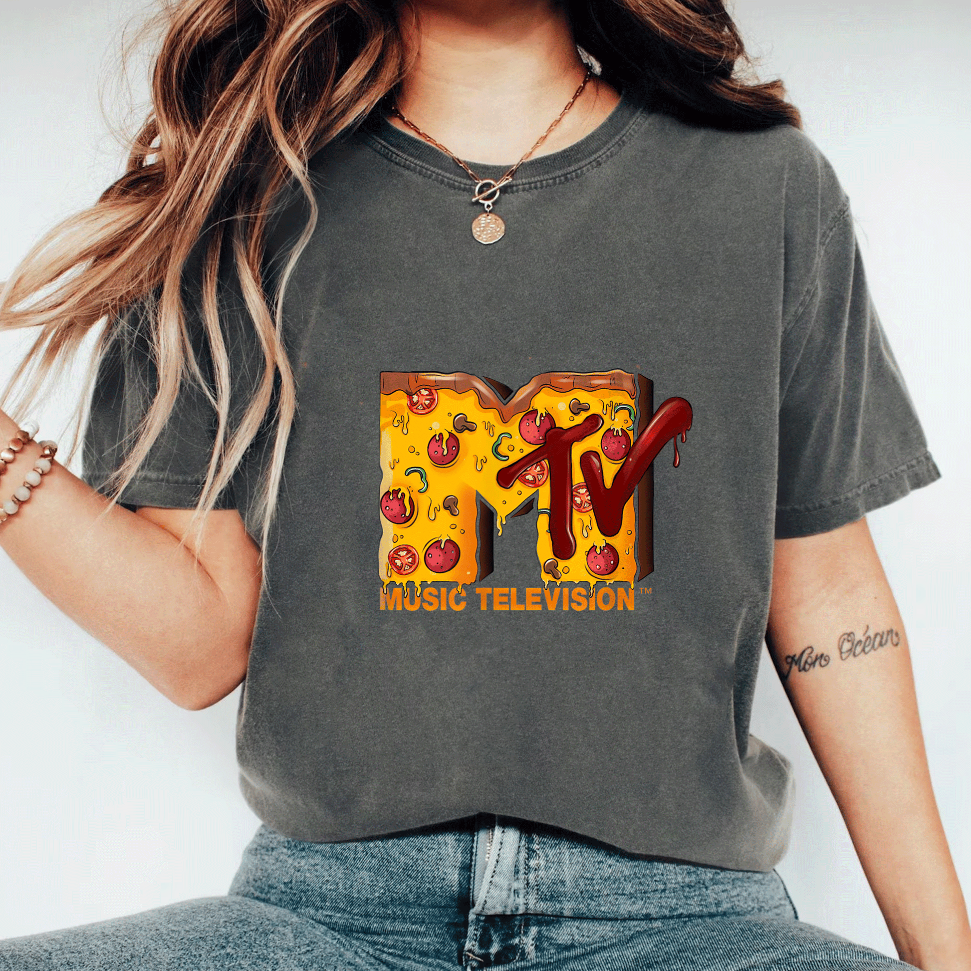 Mademark x MTV Pizza Lover T-Shirt Featuring Original MTV Logo – Perfect for Foodies and Music Fans Alike! - 11